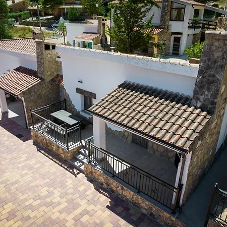 Casas Rurales El Arbol De La Vida Riopar Exterior photo